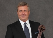 九游娱乐入口-篮球名人堂仪式：卡尔-马龙获得荣誉殊荣奖项