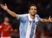 九游官网-森林狼对阵新疆队，杜兰特关键回合不手软