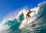 九游娱乐网站-赛道上的孤星，奥斯梅恩在F1街道赛之夜的巨星证明