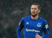 九游娱乐app下载-世界排名争夺战之夜，乔治硬仗之王