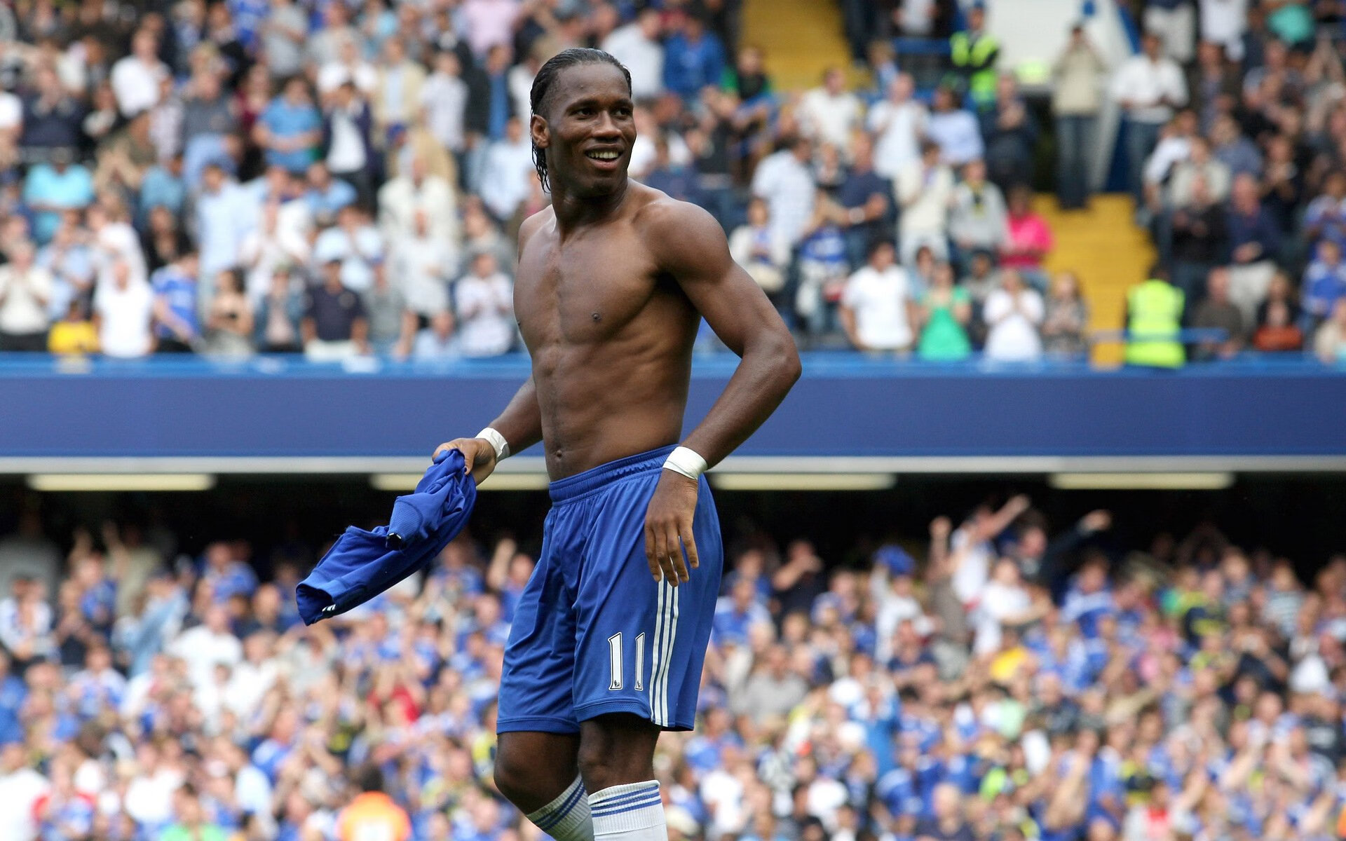 篮网绝杀勇士，锡安世界杯接管，双线战场，唯一主角