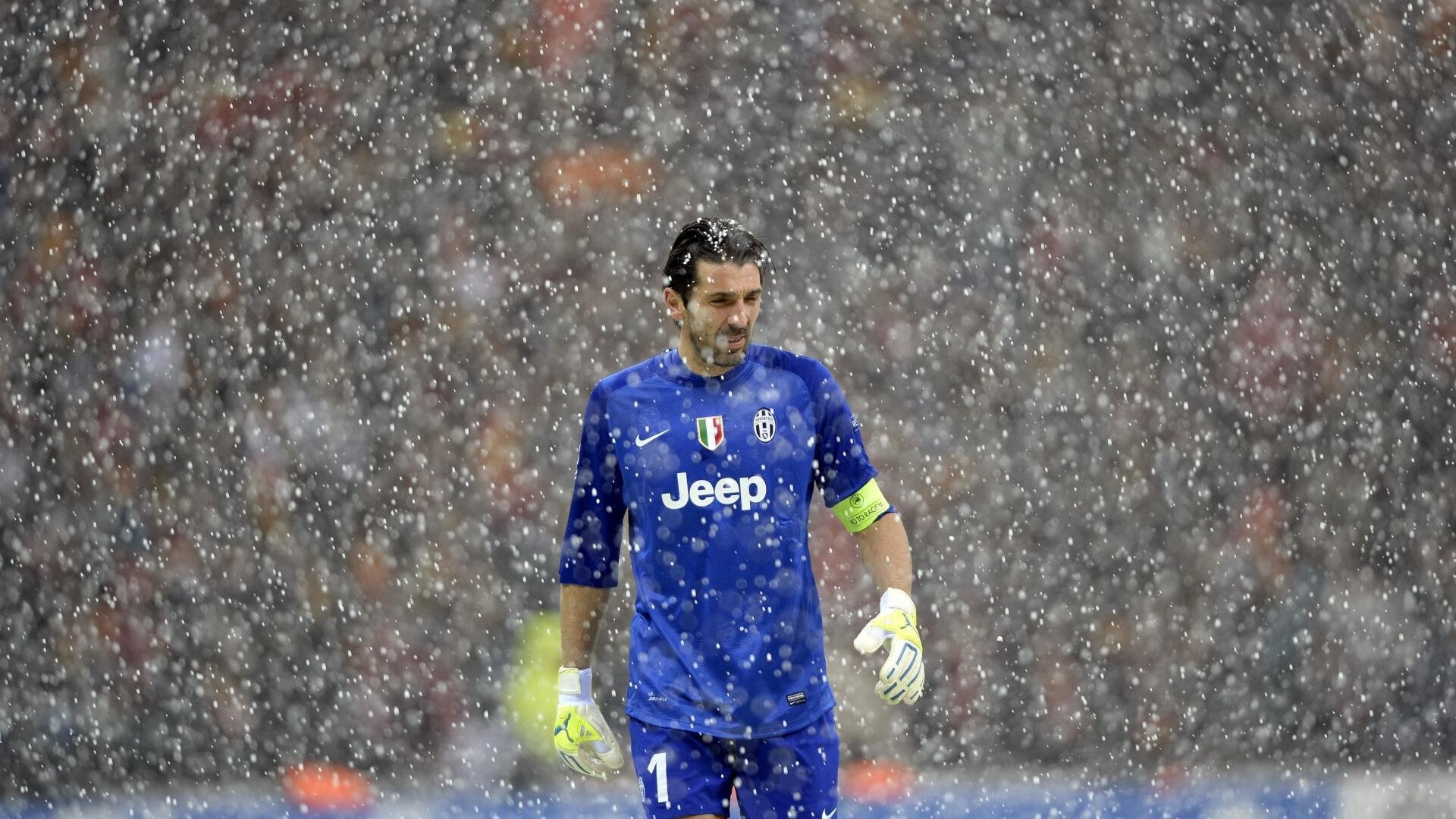 绿茵场外的国家德比，上海男篮如何上演西甲式翻盘