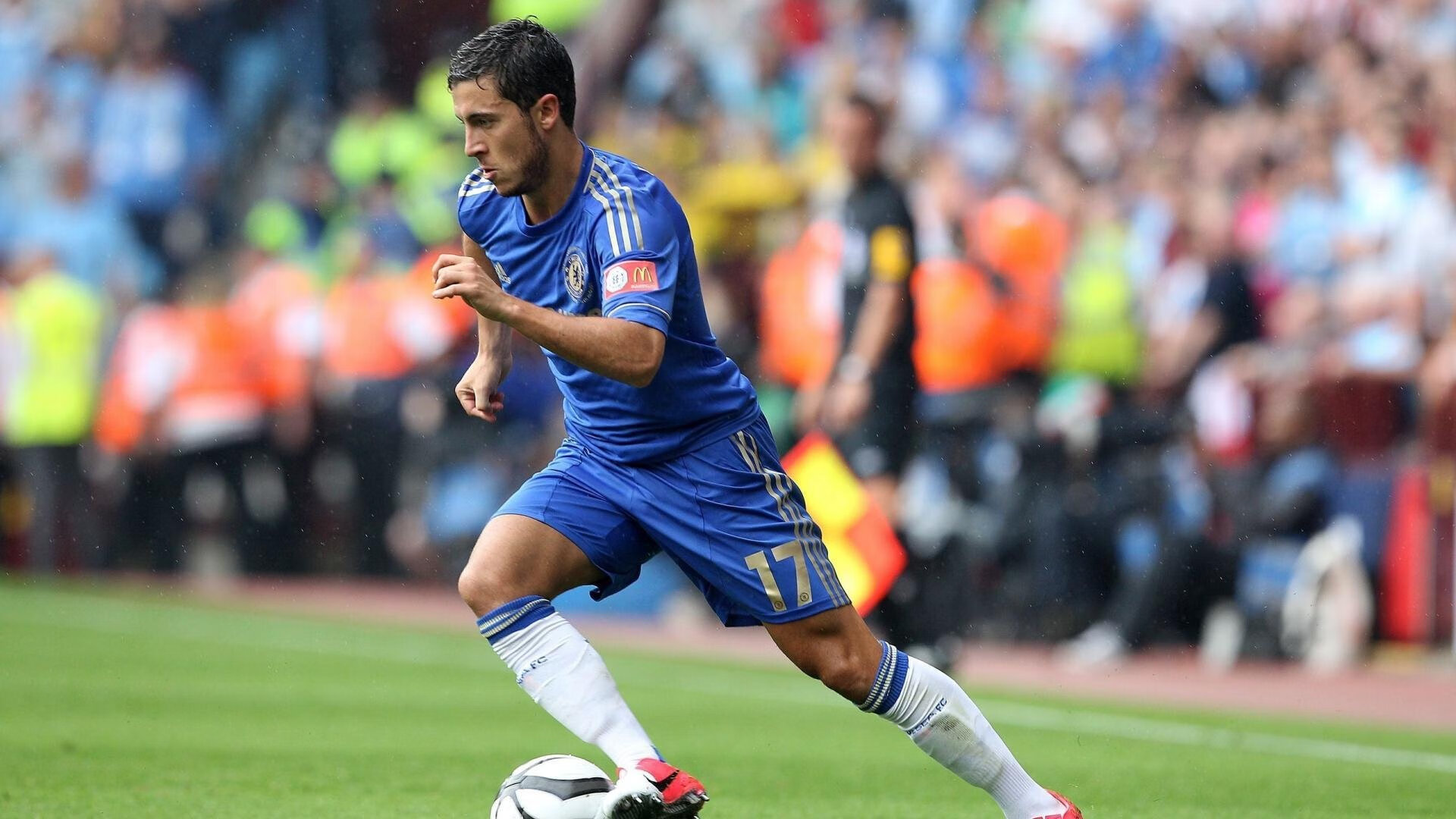 欧文让比赛提前失去悬念，掘金火力压制广东队