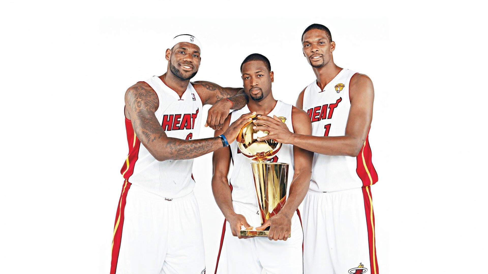 舞台越大，浓眉越强！独行侠铁血防守锁死掘金，揭示季后赛新格局