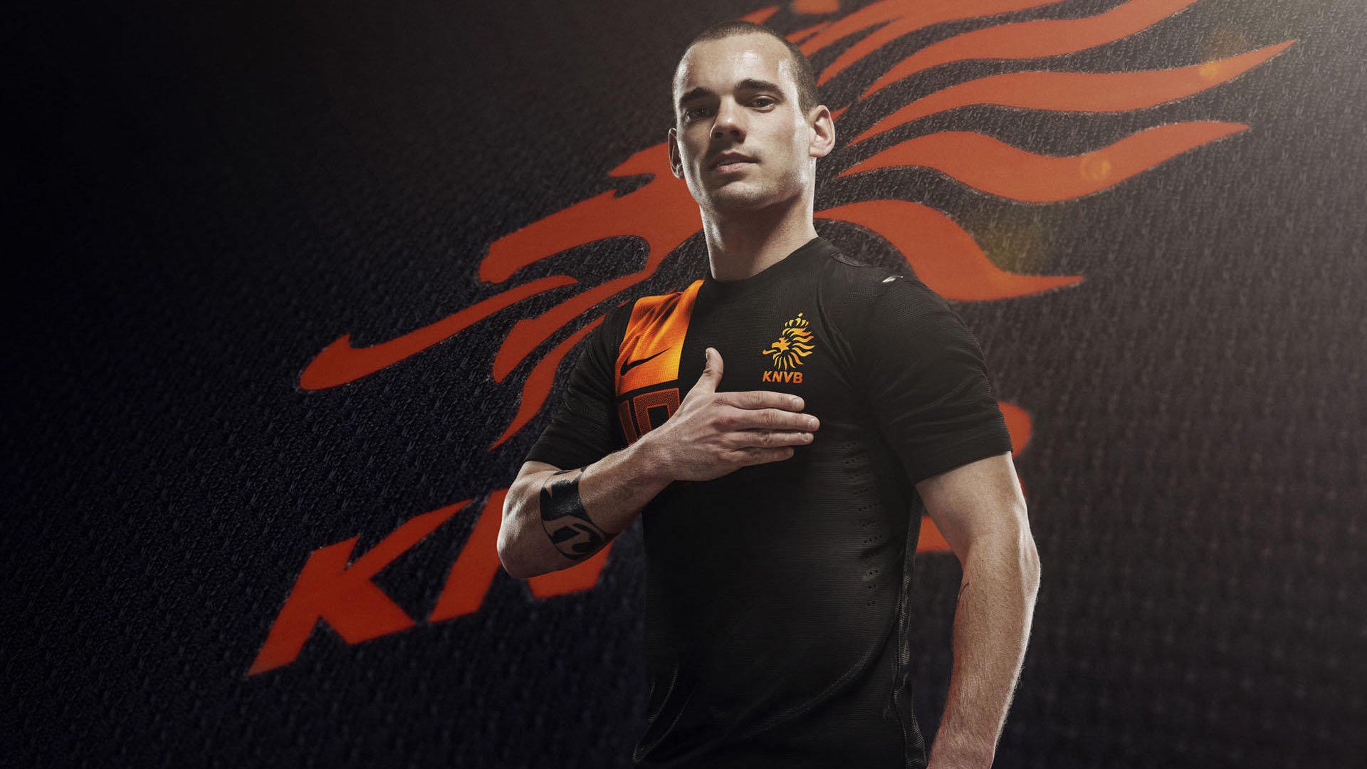 北欧神话降临伯纳乌，阿什拉夫点燃赛场，挪威新星完胜皇马传奇